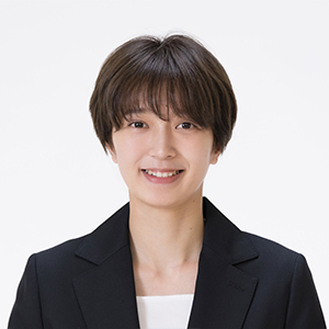 鍋谷友理枝