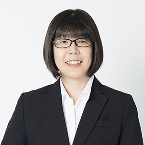 マネージャー　小見　真澄